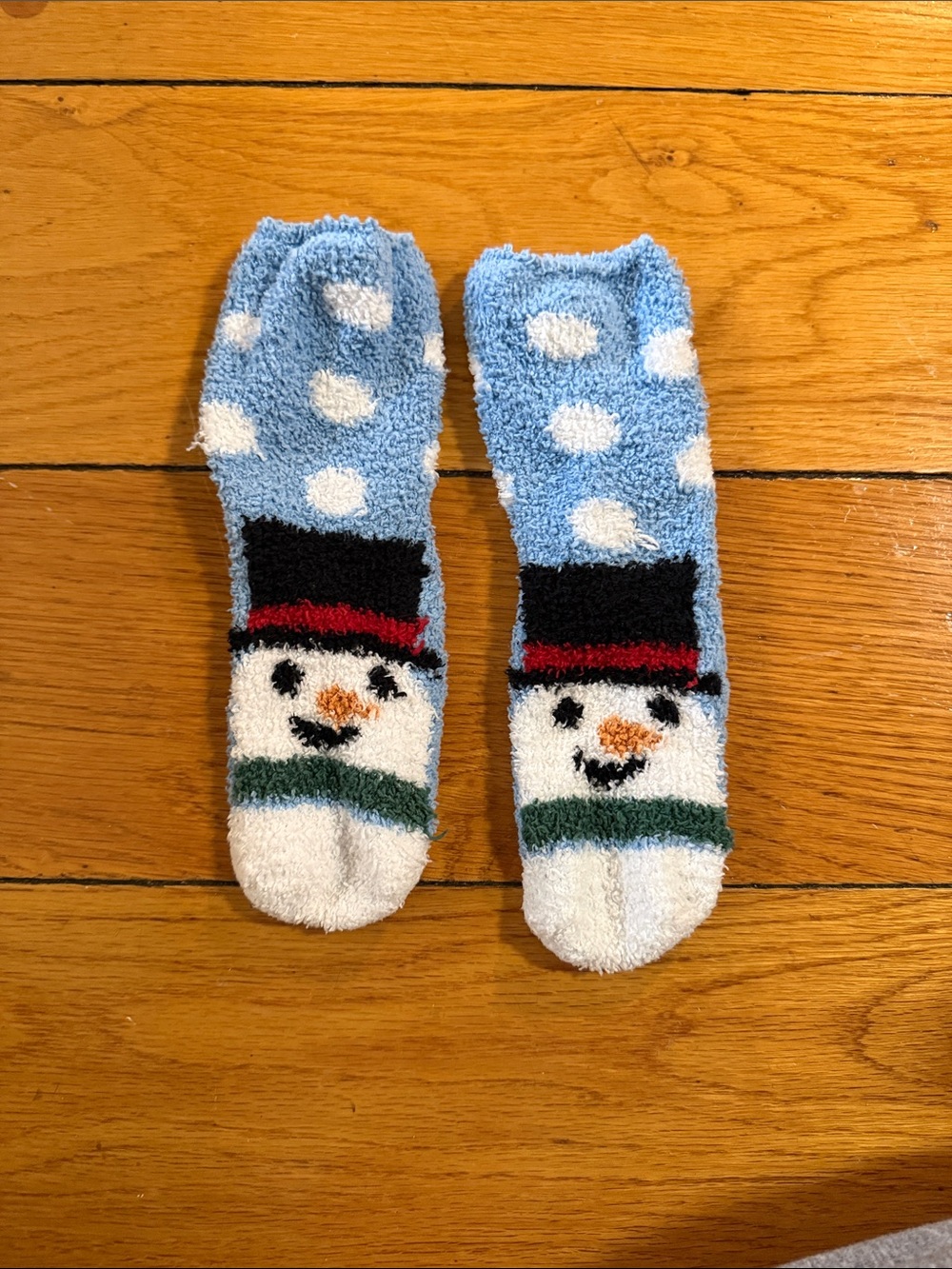Kids Cozy Snowman Fuzzy Socks - Light Blue & White